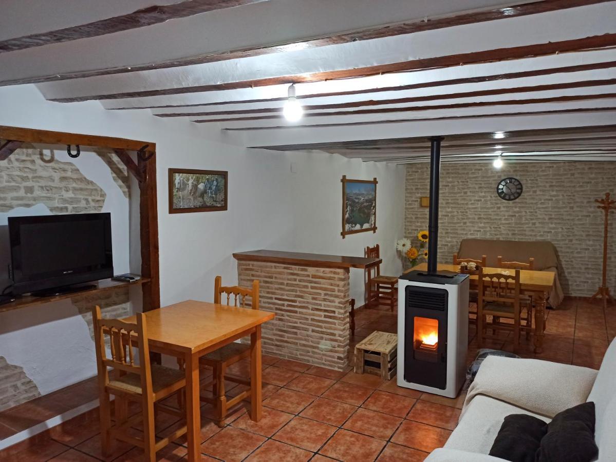 Cortijo Ramon Petra Guest House Nerpio Ngoại thất bức ảnh