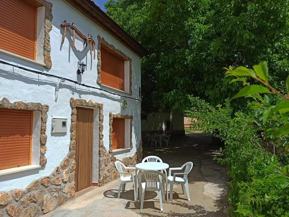 Cortijo Ramon Petra Guest House Nerpio Ngoại thất bức ảnh